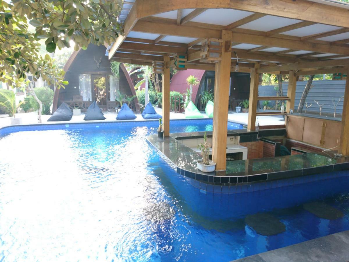 Coral Beach 2